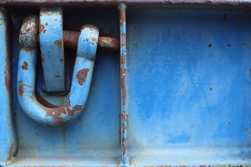 Blue Dee Shackle