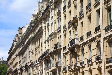 Fototapeta na wymiar Residential architecture, Paris, France