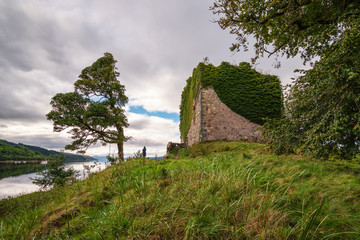 Fototapeta na wymiar Remains of Castle Lachlan, located on the eastern shore of Loch Fyne, originally built in the thirteenth century, now a ruin
