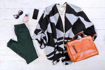 Naklejka premium Overhead view of woman's casual outfits