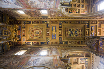 Ceiling of the crossing of San Giovanni in Laterano basilica, Rome
