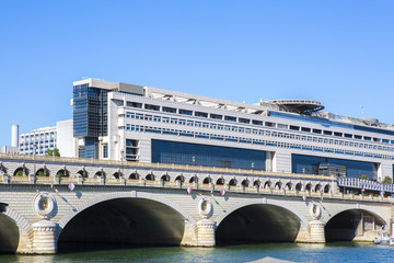 Ministère de l'économie et des finances