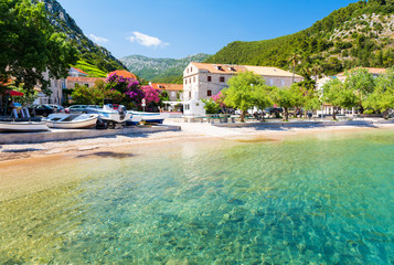 stunning beach in Dalmatia on Peljesac peninsula, Croatia - obrazy, fototapety, plakaty