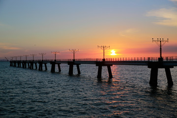 Obraz premium zachód słońca samolot