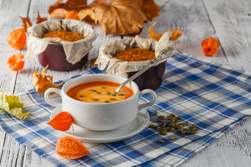 Homemade Autumn Butternut Squash Soup with Bread