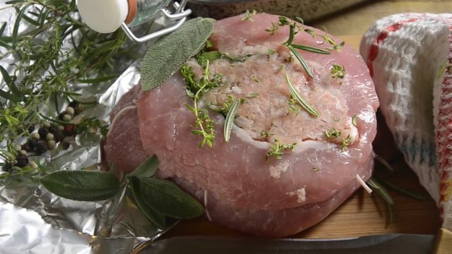 Sus scrofa domesticus Lợn nh&agrave; Sika Mas-cio Braciole Домашняя свинья di Świnia domowa maiale Varken in tam Porc salsa Hausschwein rossa Domestic pig Braciola Domaća svinja