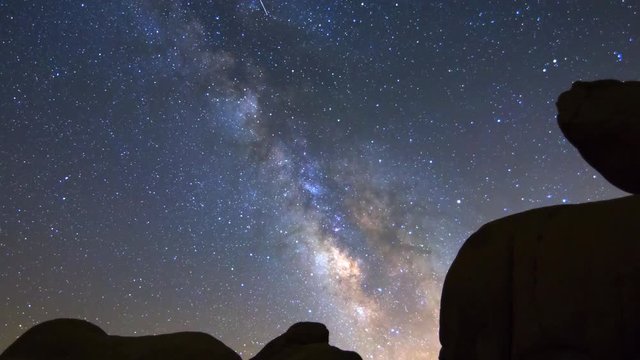 MoCo Pan Astro Time Lapse of Milky Way over Boulder in Joshua Tree -Zoom Out-