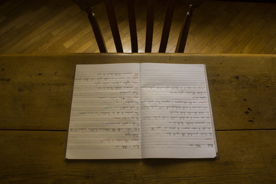 quaderno su un tavolo compiti