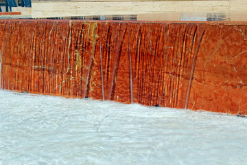 Fuente de mármol en plaza del Pilar, Zaragoza (España)