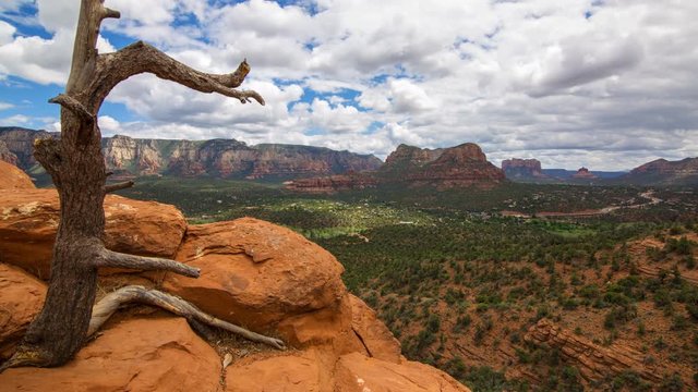 MoCo Tracking Time Lapse of Panoramic View atop Airport Mesa in Sedona -Zoom In-