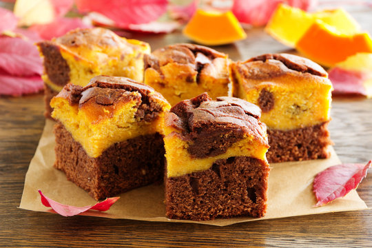 Brownie with pumpkin and chocolate.
