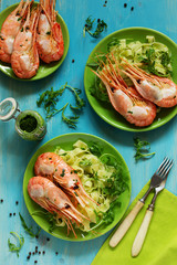 Fried king prawns, served with pasta tagliatelle.