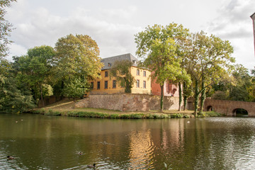 Schloss Burgau - Blick auf die Hauptburg - obrazy, fototapety, plakaty