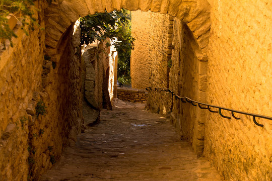 Gasse in Crillon le Brave