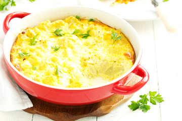 Baked cauliflower with cheese.