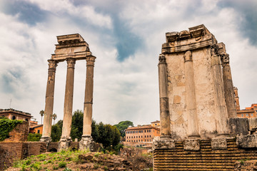 Le temple des Dioscures et le temple de Vesta dans le Forum Romain
