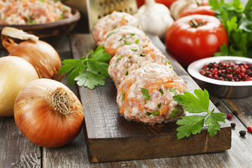 Raw meatballs with herbs