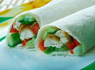 Healthy jerk chicken wraps