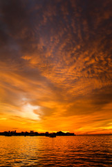 Fototapeta na wymiar Breathtaking sunset and dramatic sky in Kota Kinabalu