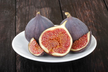 figs on wooden background