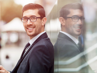 Obraz premium Portrait of handsome businessman outdoor