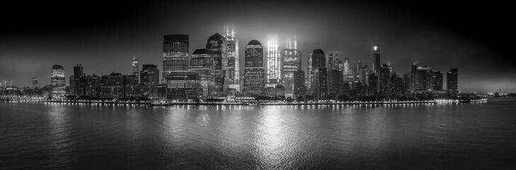 Manhattan (B&W)