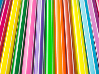 Obraz premium Abstract background from row of colorful pen