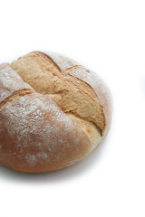 pane intero isolato su sfondo bianco