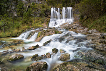 Fototapeta na wymiar Wasserfall bei Inzell
