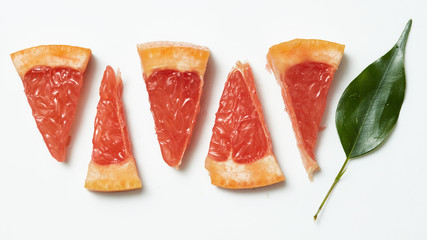 Grapefruit with slice detail