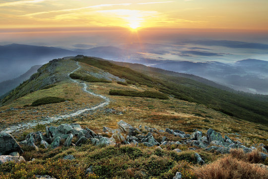 Fototapeta Beautiful landscape - sunrise in mountains, from Diablak, Babia Gora, lesser Poland
