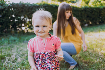 mom and daughter