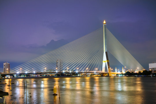 Rama VIII Bridge © kobozaa