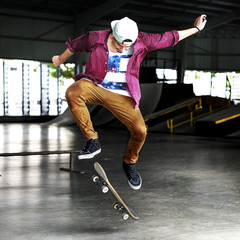 Boy Skateboarding Jump Lifestyle Hipster Concept © Rawpixel.com