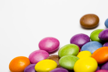 Fototapeta na wymiar Coloured smarties sweets
