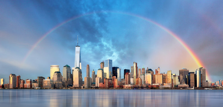Fototapeta New York City with rainbow, Downtown