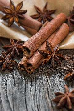 Cinnamon an Star Anise