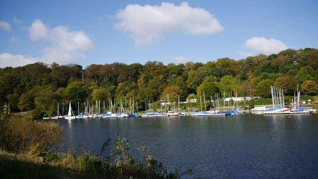 Hafen Kemnader See im Herbst