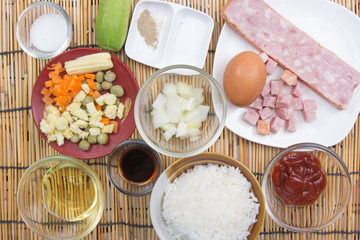 Ingredient of bacon fire rice