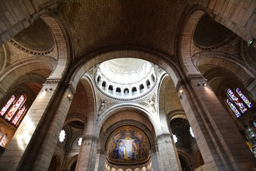 Fototapeta na wymiar kilise içi