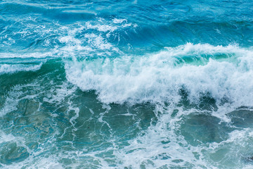 Fototapeta na wymiar beautiful waves in the sea