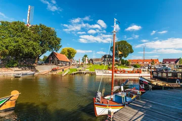 Schilderijen op glas View at the old Dutch harbor of Harderwijk © Martin Bergsma