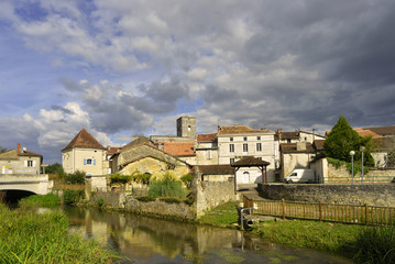 Naklejka na ściany i meble Village de La Rochebeaucourt-et-Argentine (24340), département de la Dordogne en région Nouvelle-Aquitaine, France