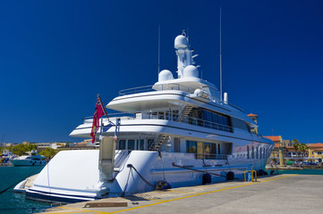 big sea yacht - 123254406