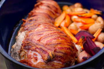 bacon with pork and vegetables