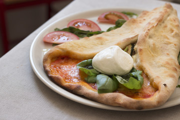 Pizza Calzone
