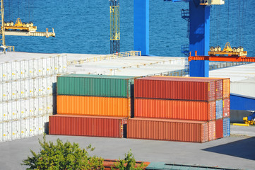 Port cargo crane and container