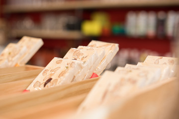 Nougat dans une épicerie