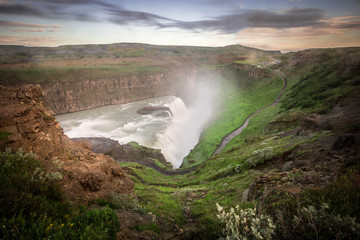 Iceland: endless roads and space