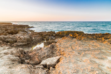 Fototapeta na wymiar rocky shore of the Apulian coast